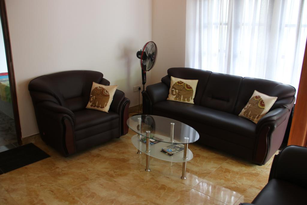Prosperity Villa Negombo Exterior photo