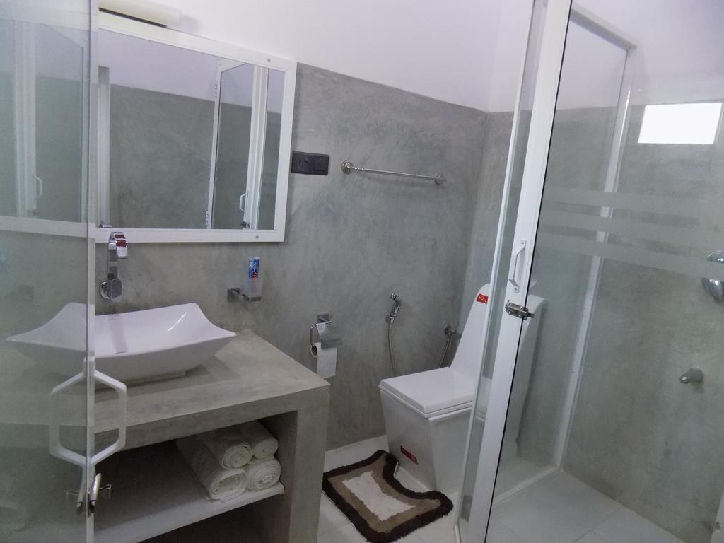 Prosperity Villa Negombo Exterior photo